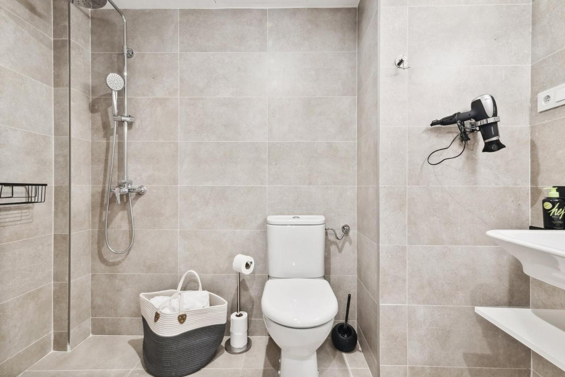Limehome Carrer Del Pare Palau I Quer Apartamento