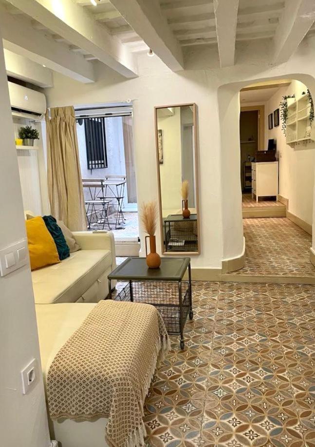Lovely Coquette Loft, Heart Of Cuitat Vella El Carmen