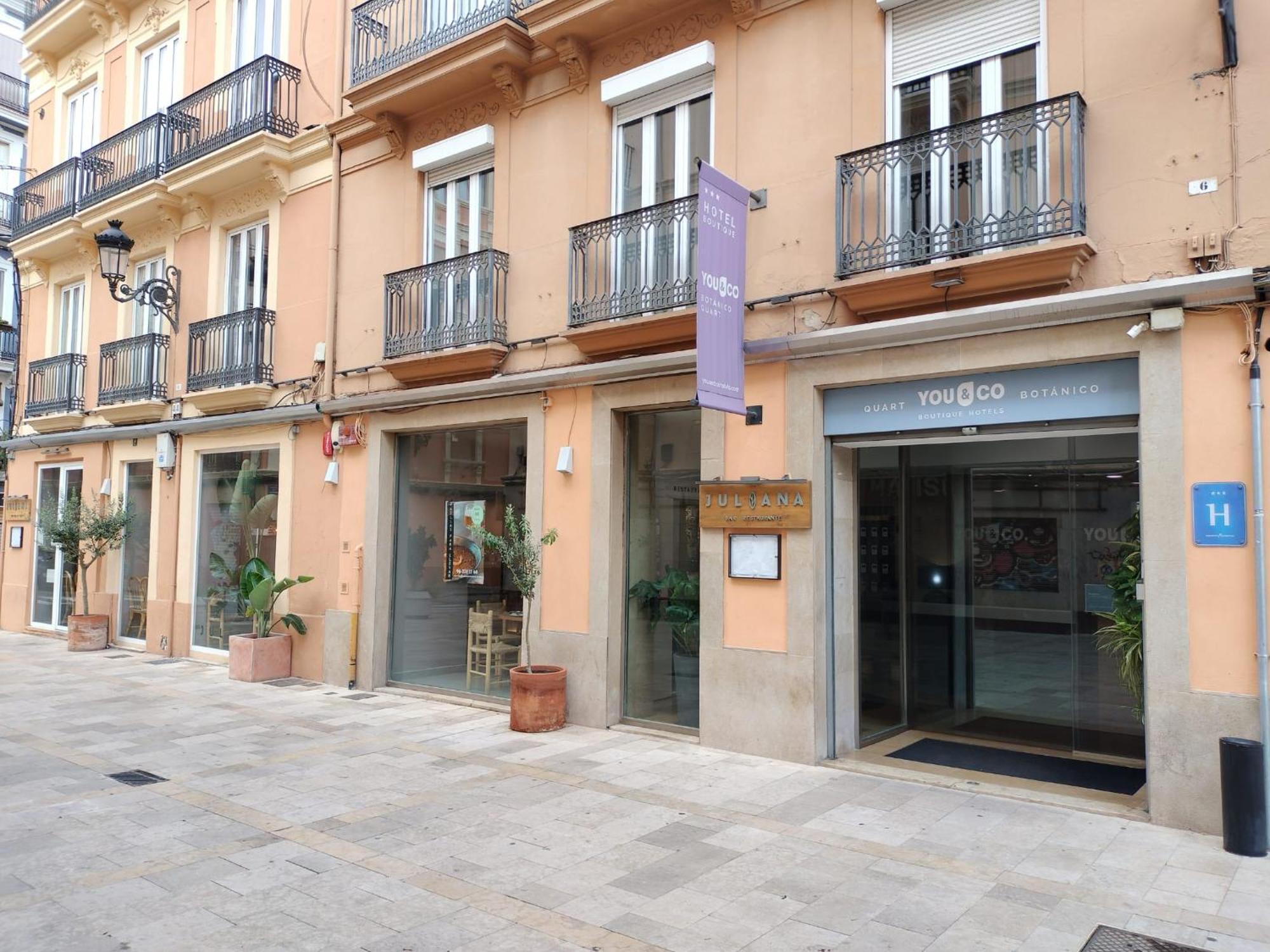 & Co. J. Botanico Boutique