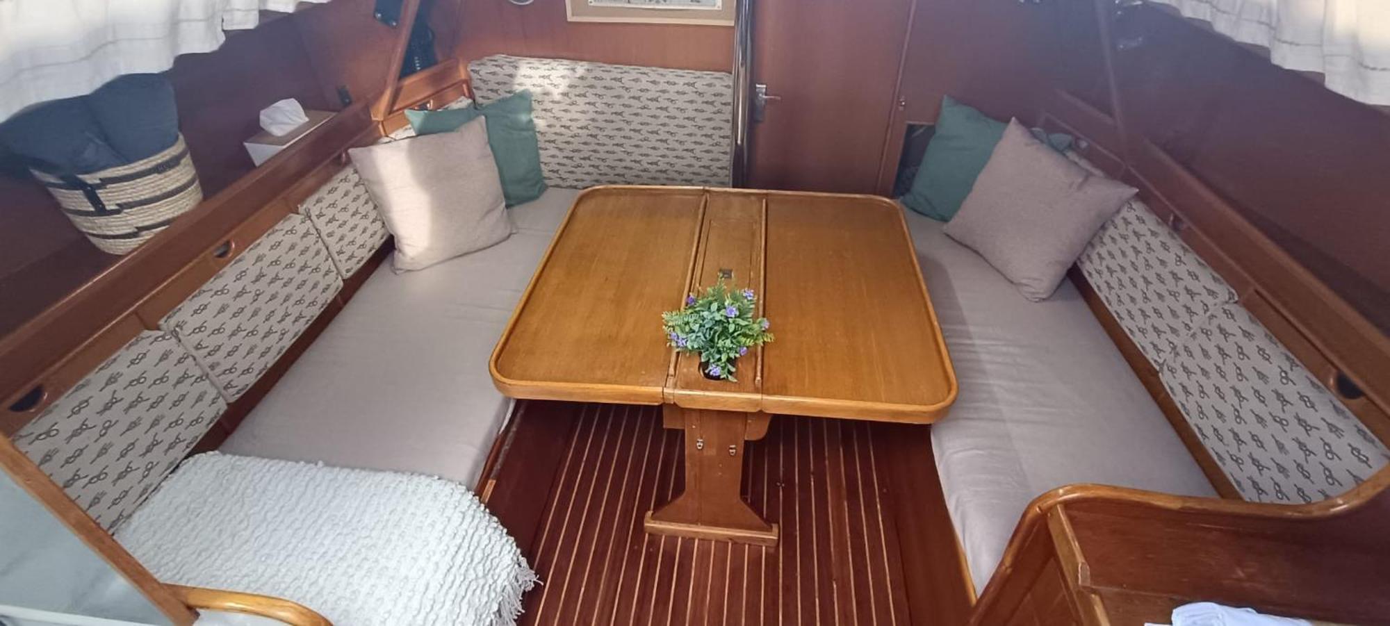 Hotel en barco Juangie Valencia