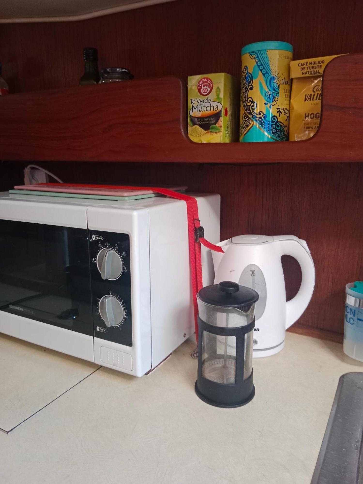 Hotel en barco Velero Whimsy Valencia