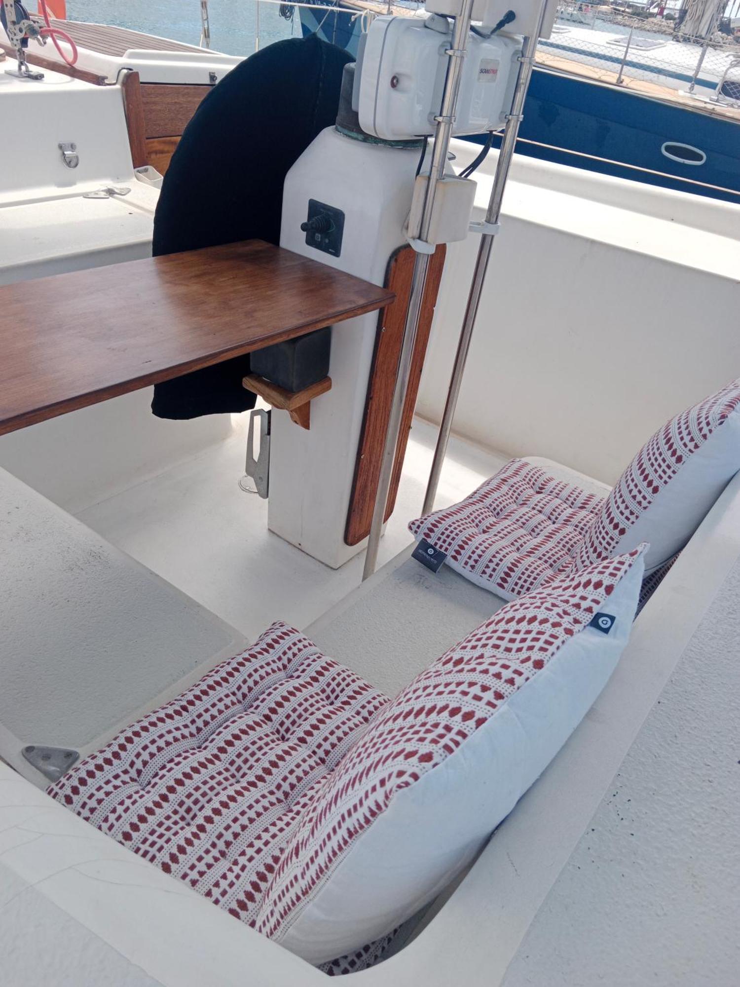 Hotel en barco Velero Whimsy *