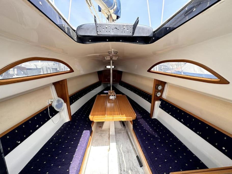 Marine Dream Botel