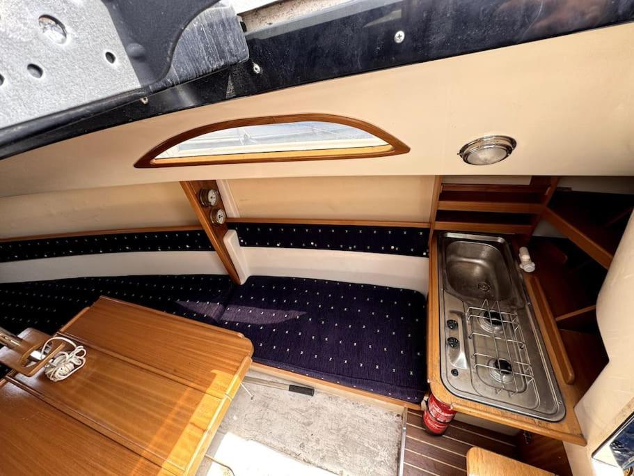 Marine Dream Botel