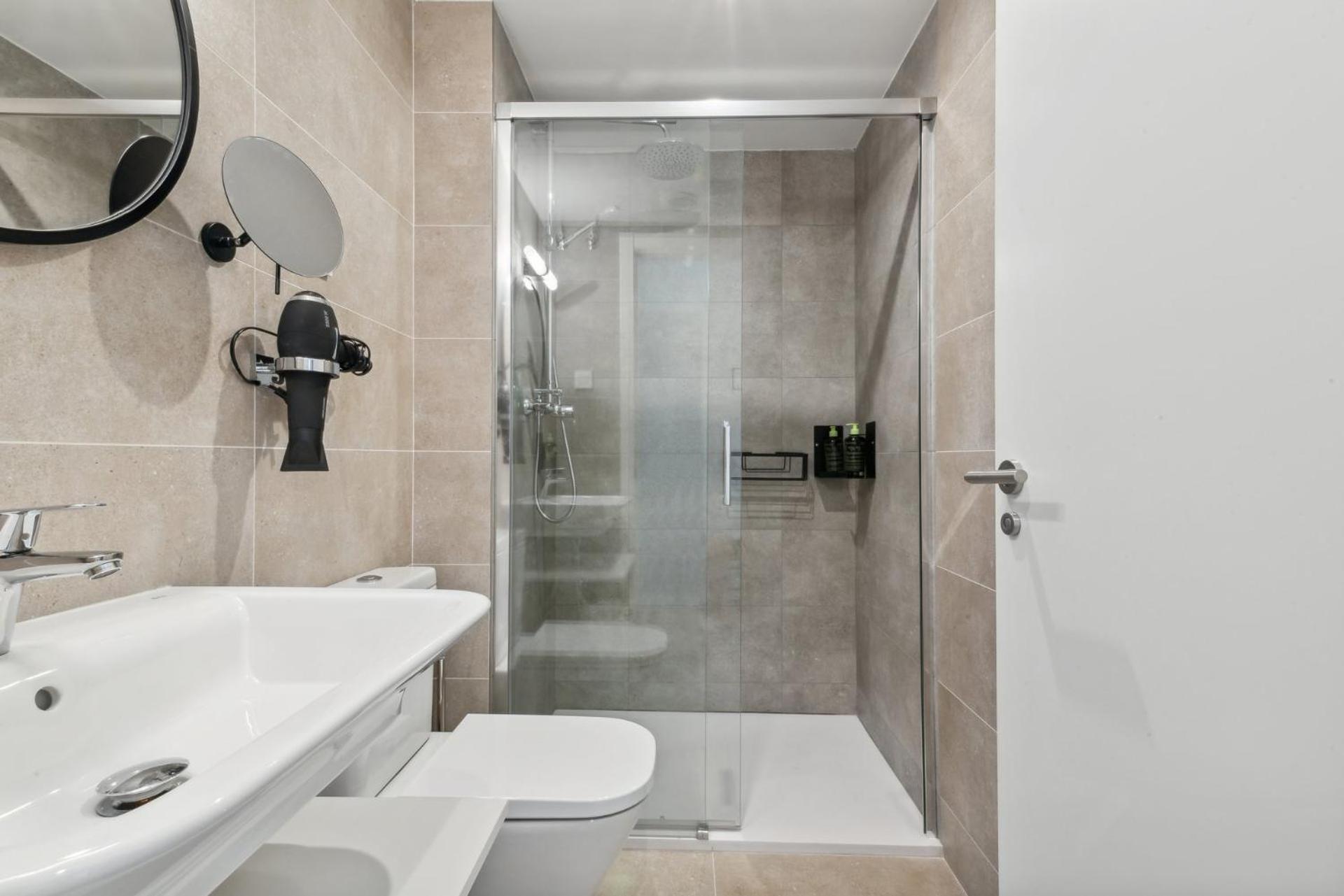 Apartamento Limehome Carrer Del Pare Palau I Quer *