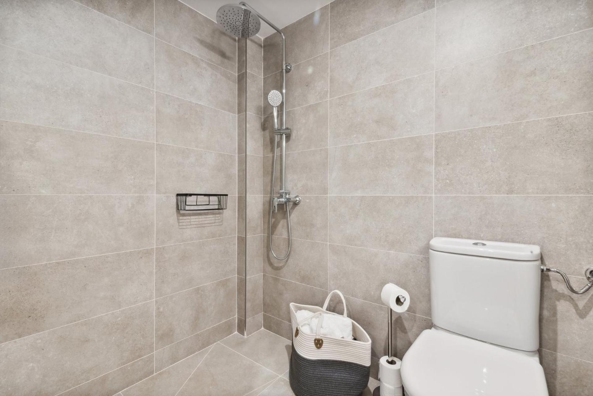 Apartamento Limehome Carrer Del Pare Palau I Quer Valencia