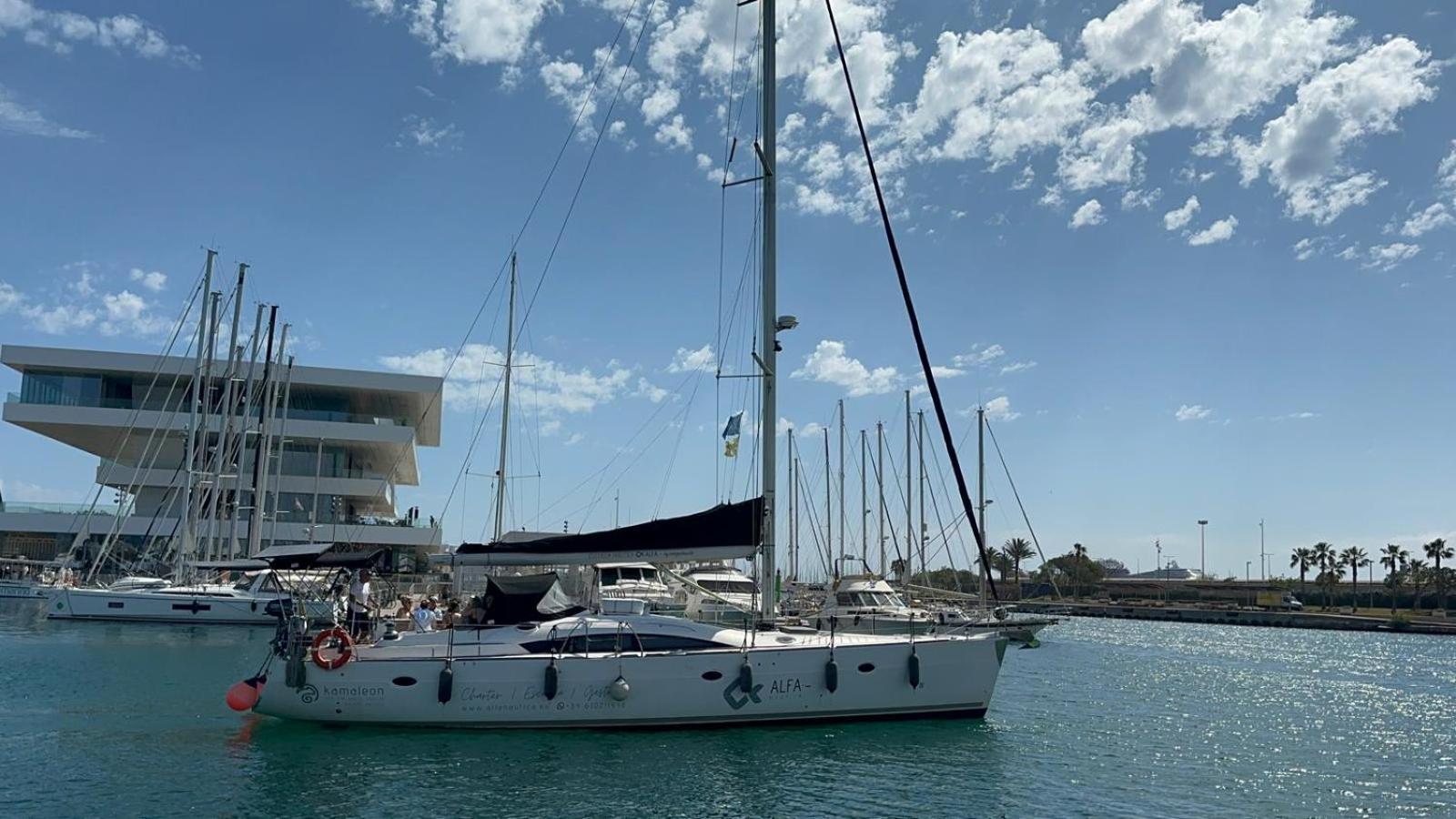 Marine Dream Botel