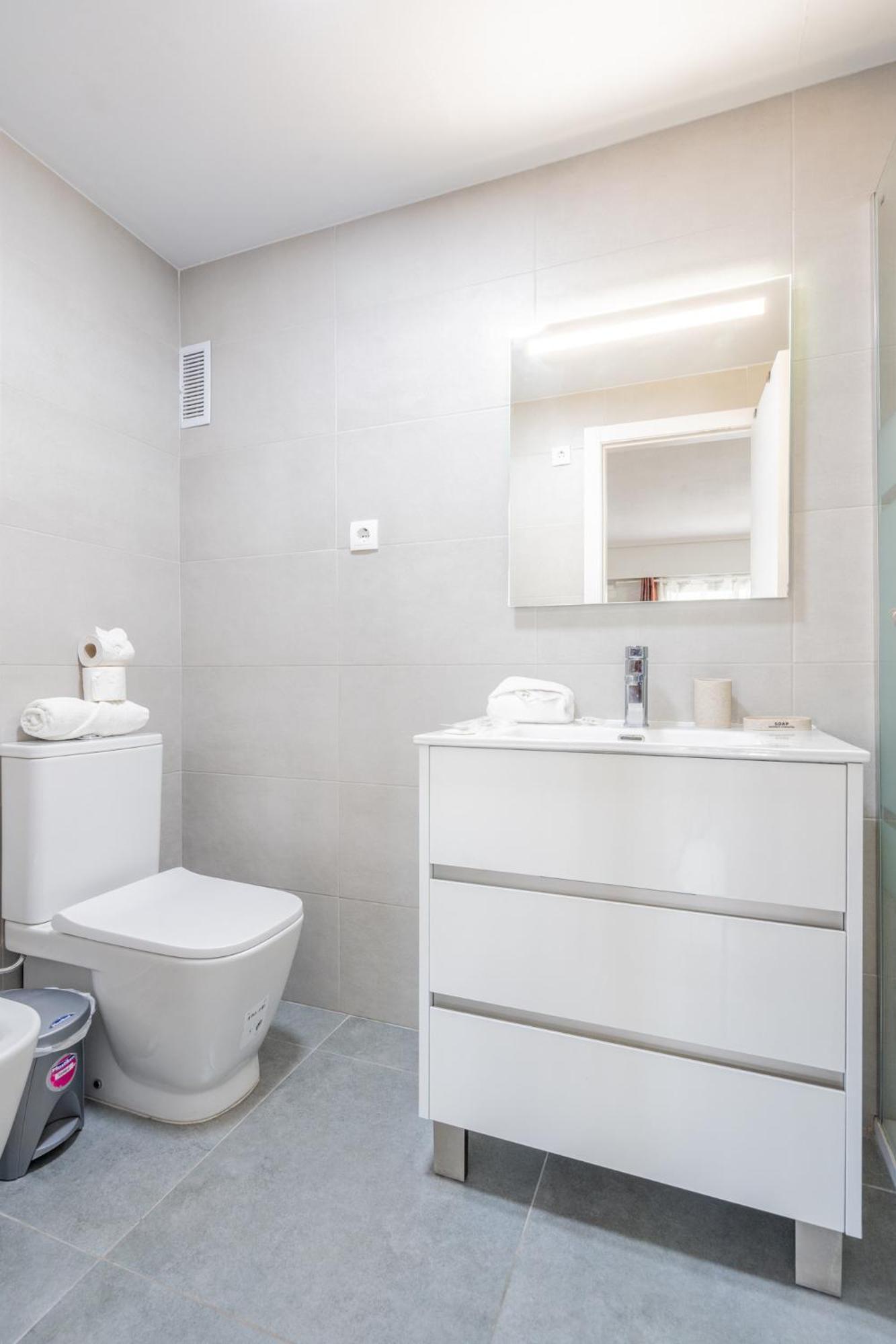 Apartamento Familias-cómodo-buena Ubicación