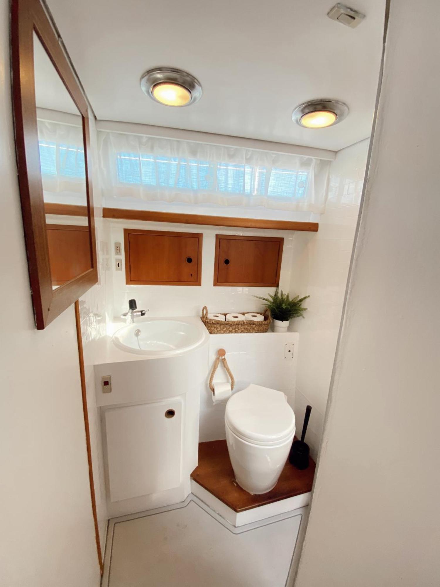 Malmo's Yacht Hotel en barco Valencia