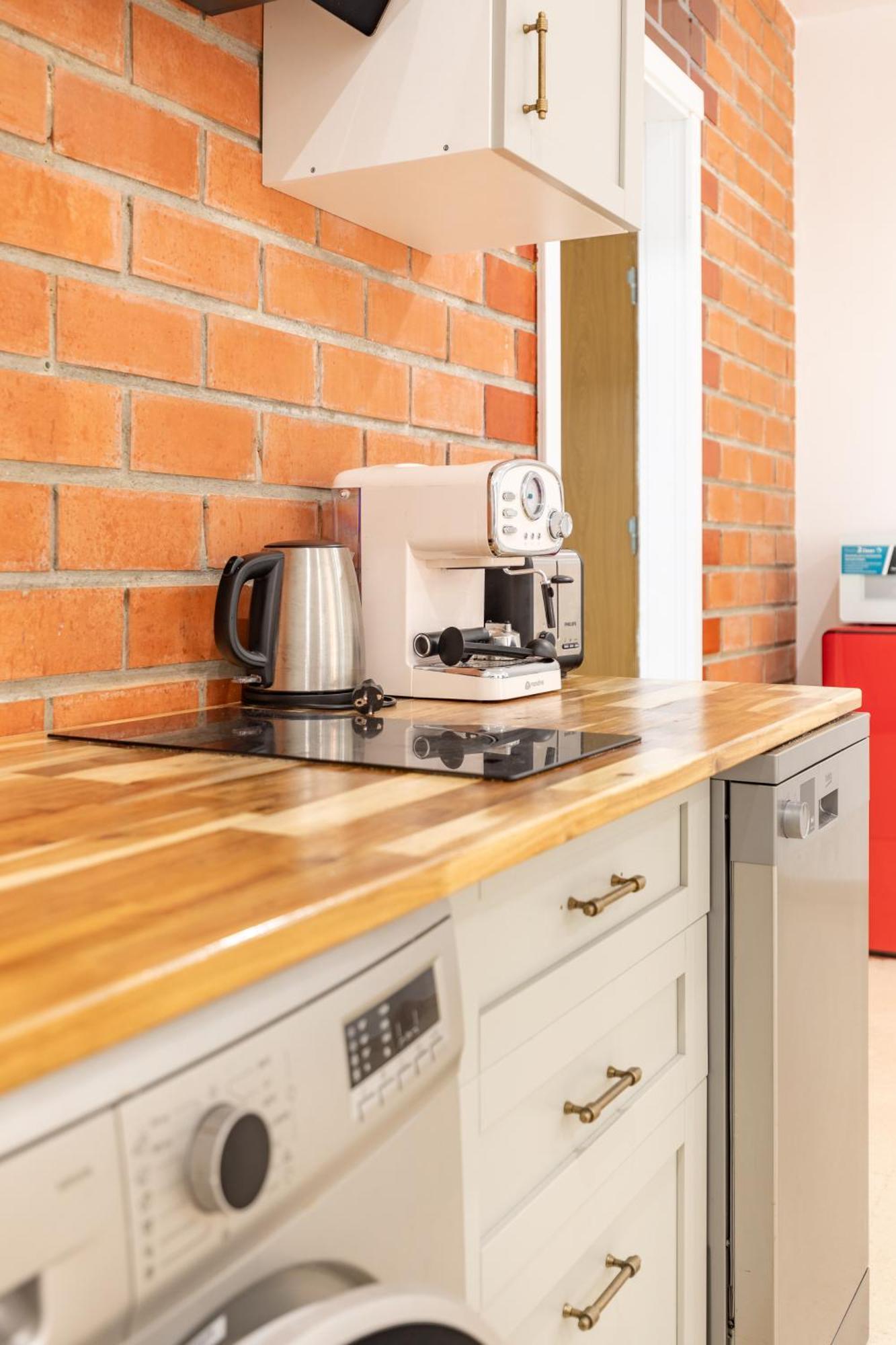 Mediterraneo By Neohotels-centro 8 Min By Metro *