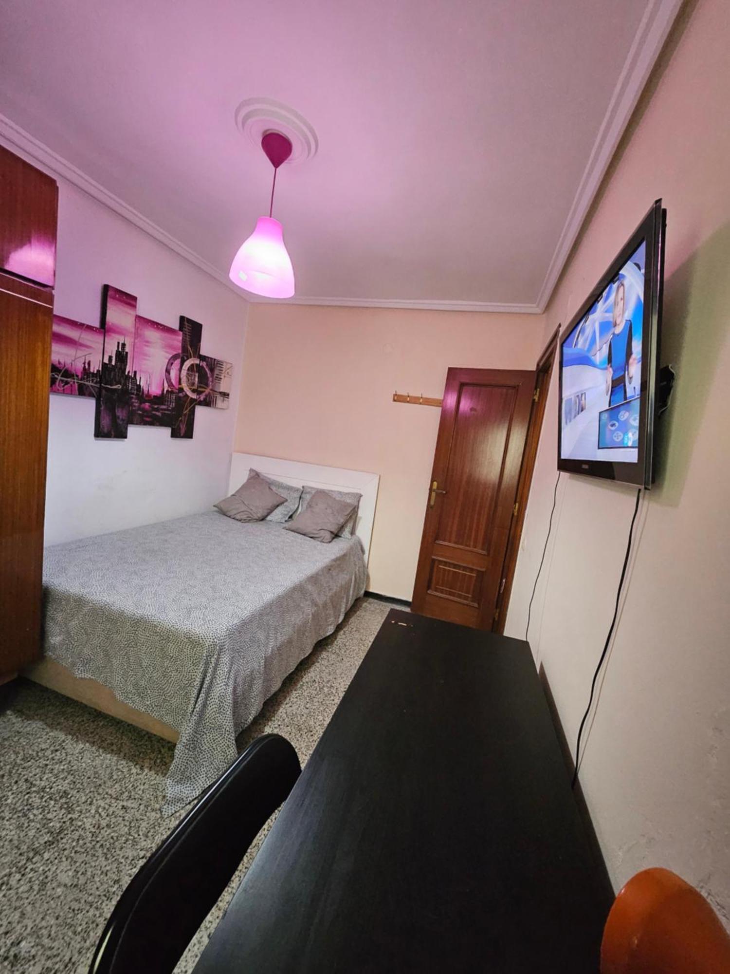 Habitación en casa particular Avenidadelaplata *