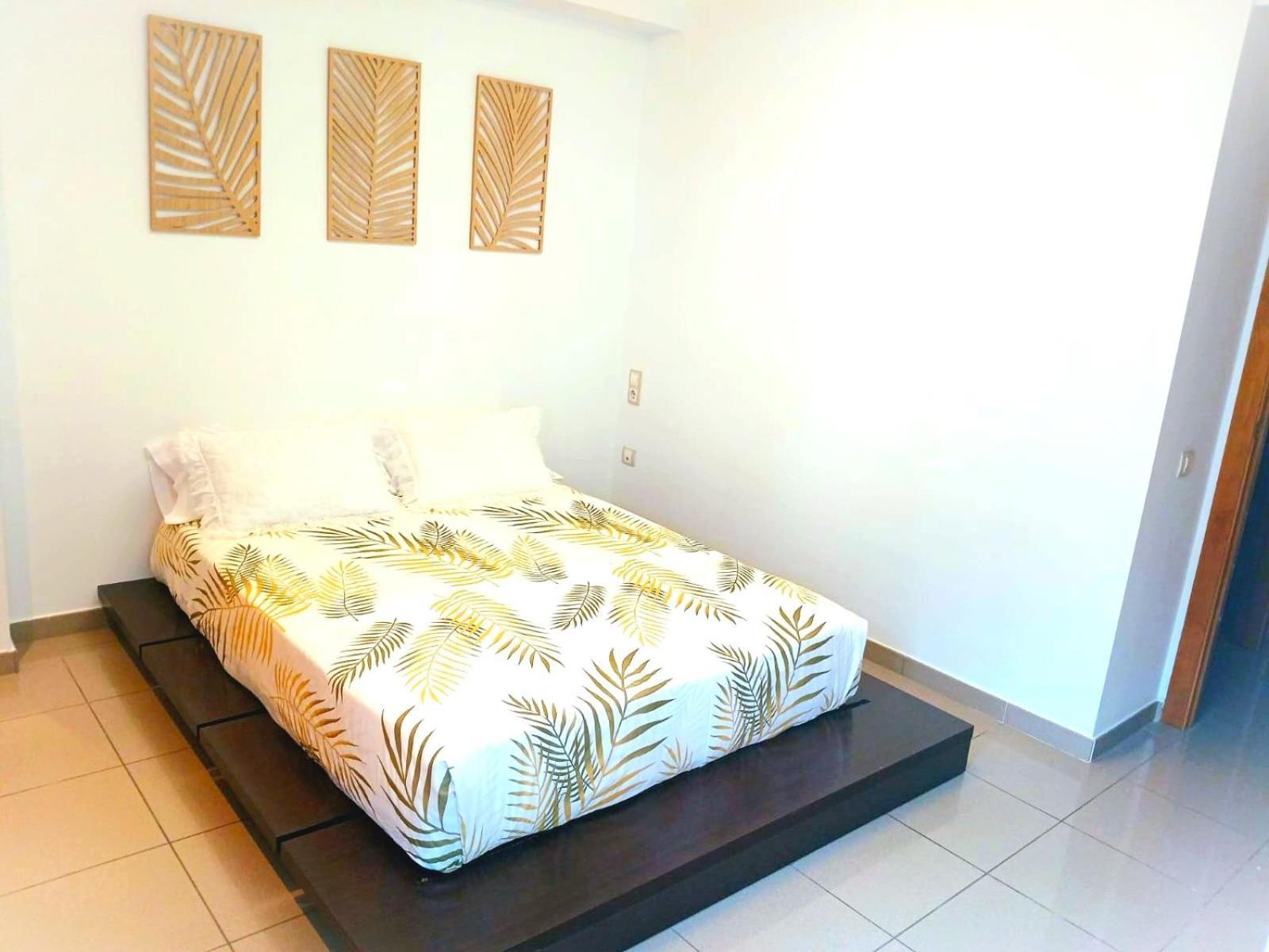 Luxury D15-9 With Terrace And Sea Views With Two Valencia