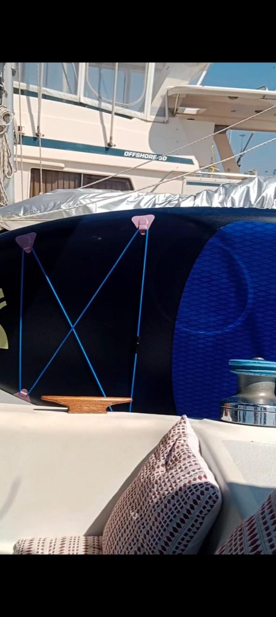 Velero Whimsy Hotel en barco Valencia