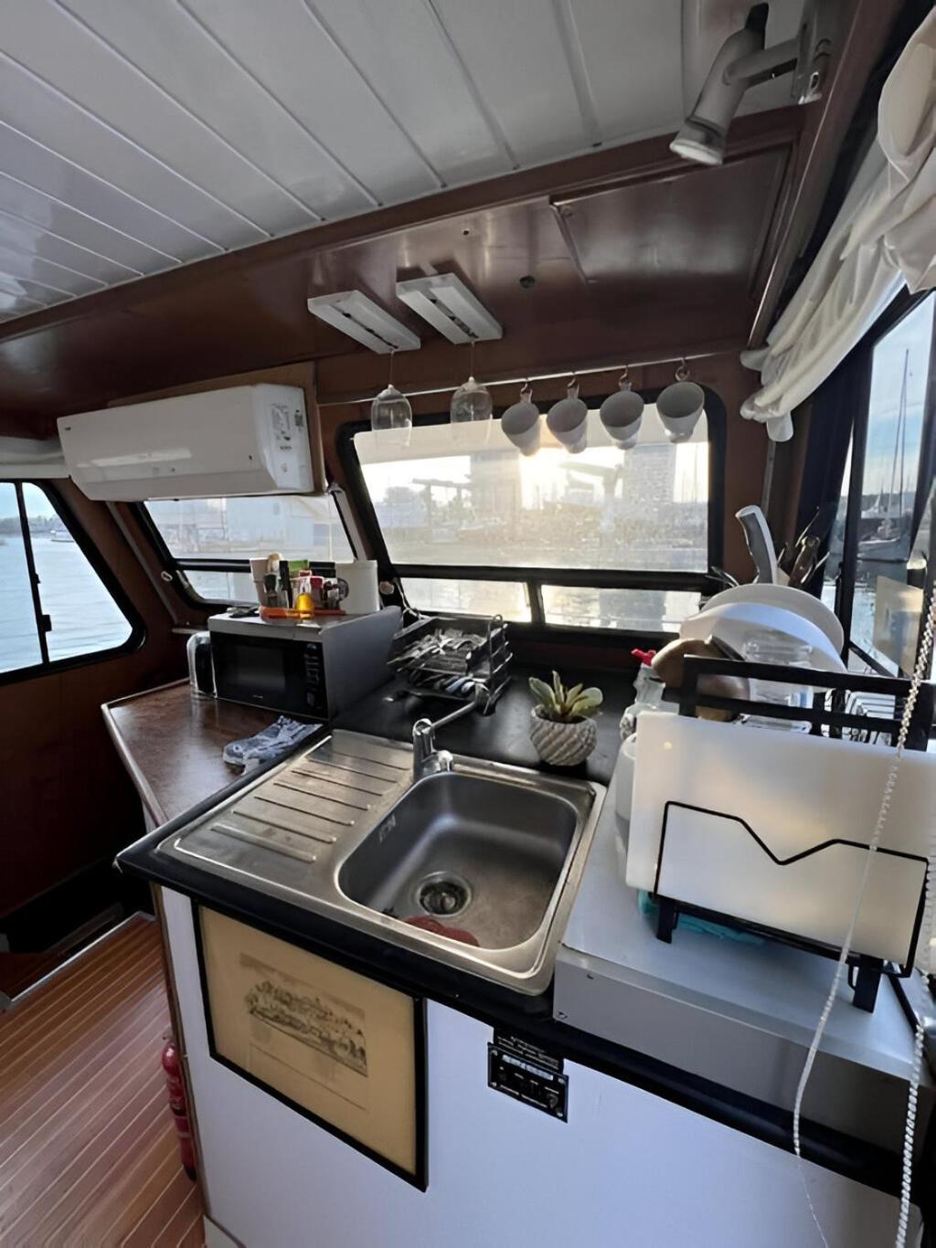 Barco Muy Espacioso Con Dos Terrazas Centro!! Hotel en barco Valencia