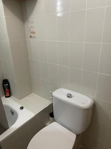 Matrimonio En Vivienda Compartir Recien Reformada * Valencia