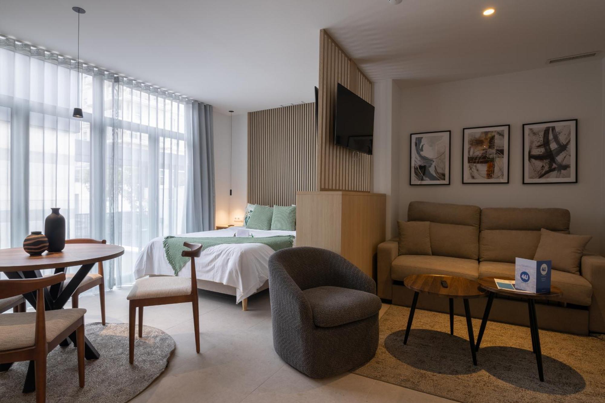 Dorm4you Arena Standar Junior Apartahotel