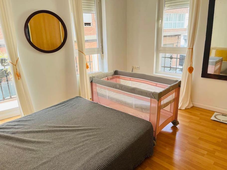 Location Center Has An Independent Courtyard Valencia