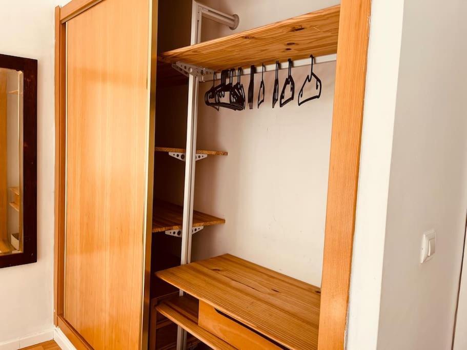 Location Center Has An Independent Courtyard * Valencia