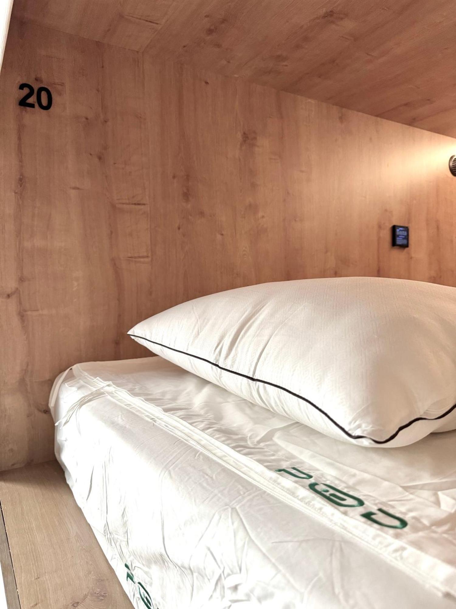 The Pod Village Hostel Valencia