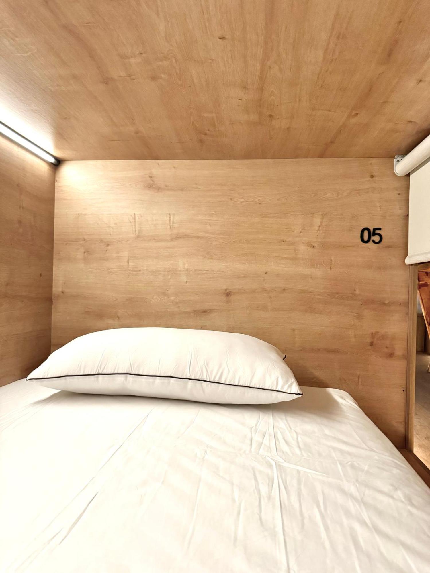 Hostel The Pod Village Valencia