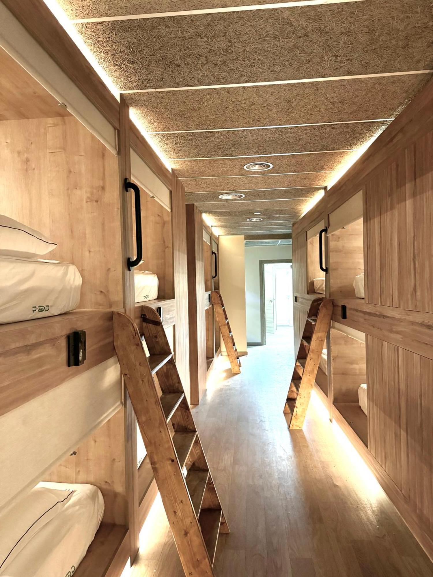 Hostel The Pod Village *