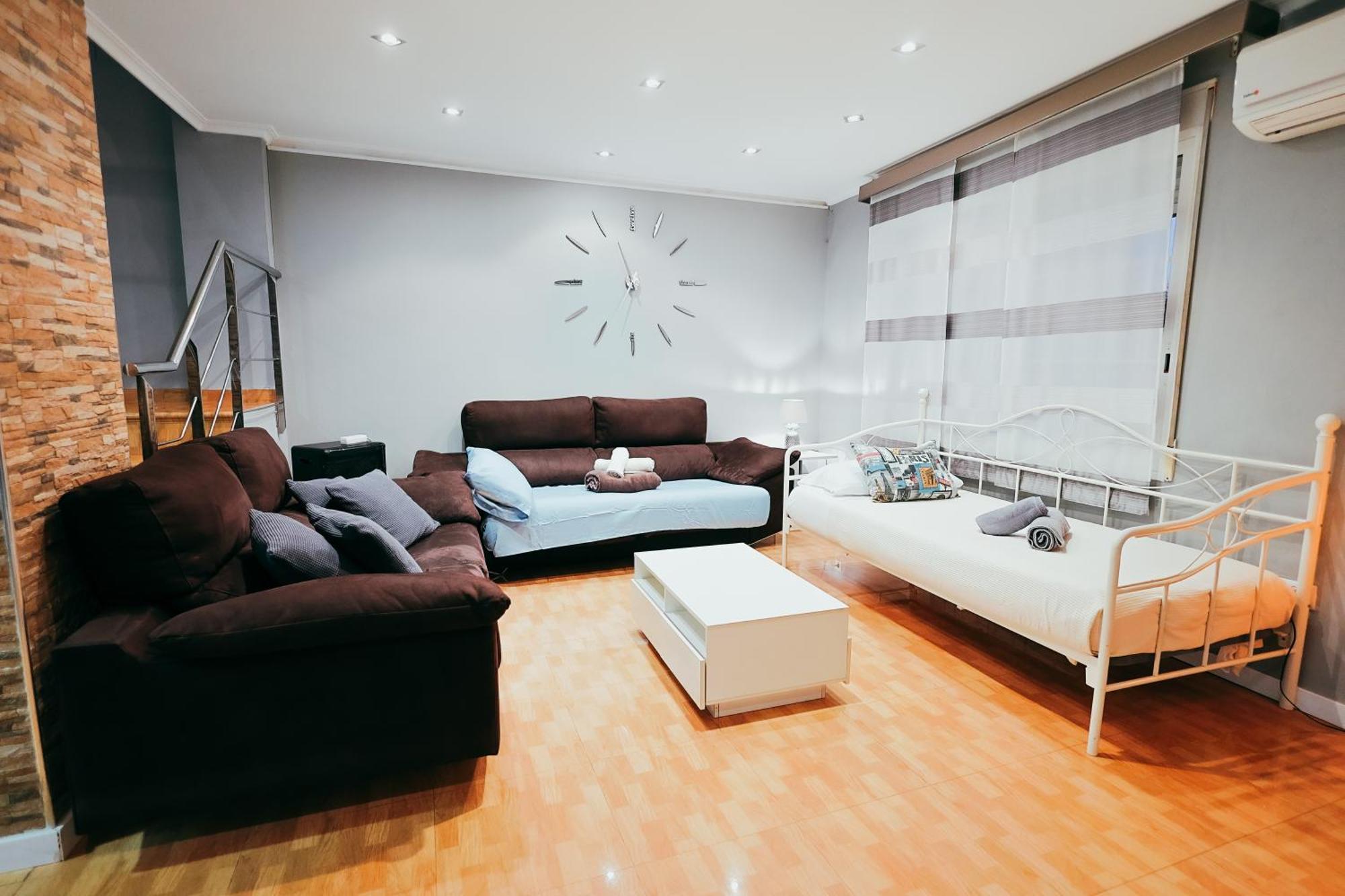 Holiday home Casa Pepi, Jacuzzi, Oceanografic, Of Arts, Rioturia 5min Valencia