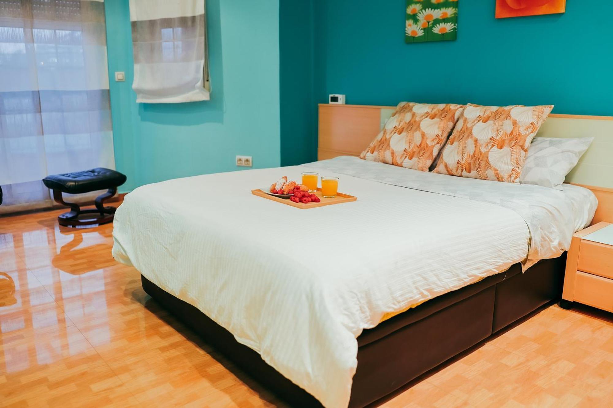 Holiday home Casa Pepi, Jacuzzi, Oceanografic, Of Arts, Rioturia 5min