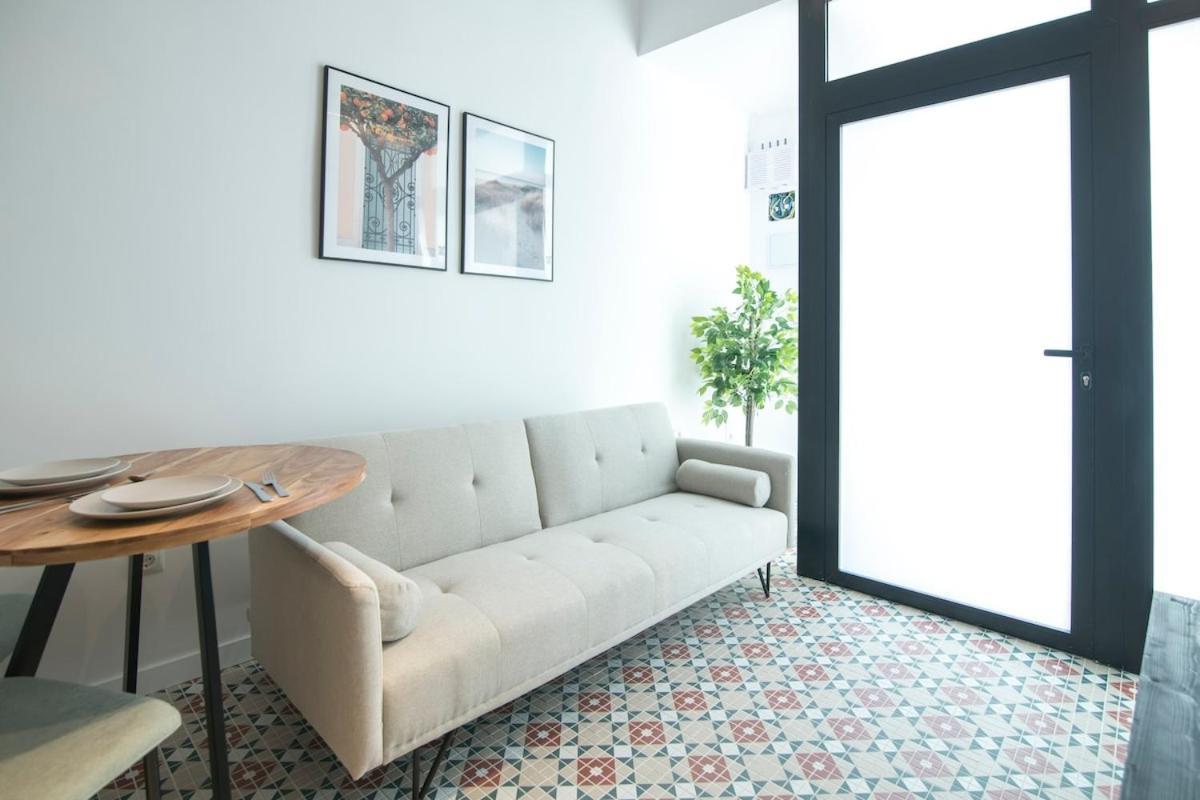 Comodo Estudio En Apartamento Valencia