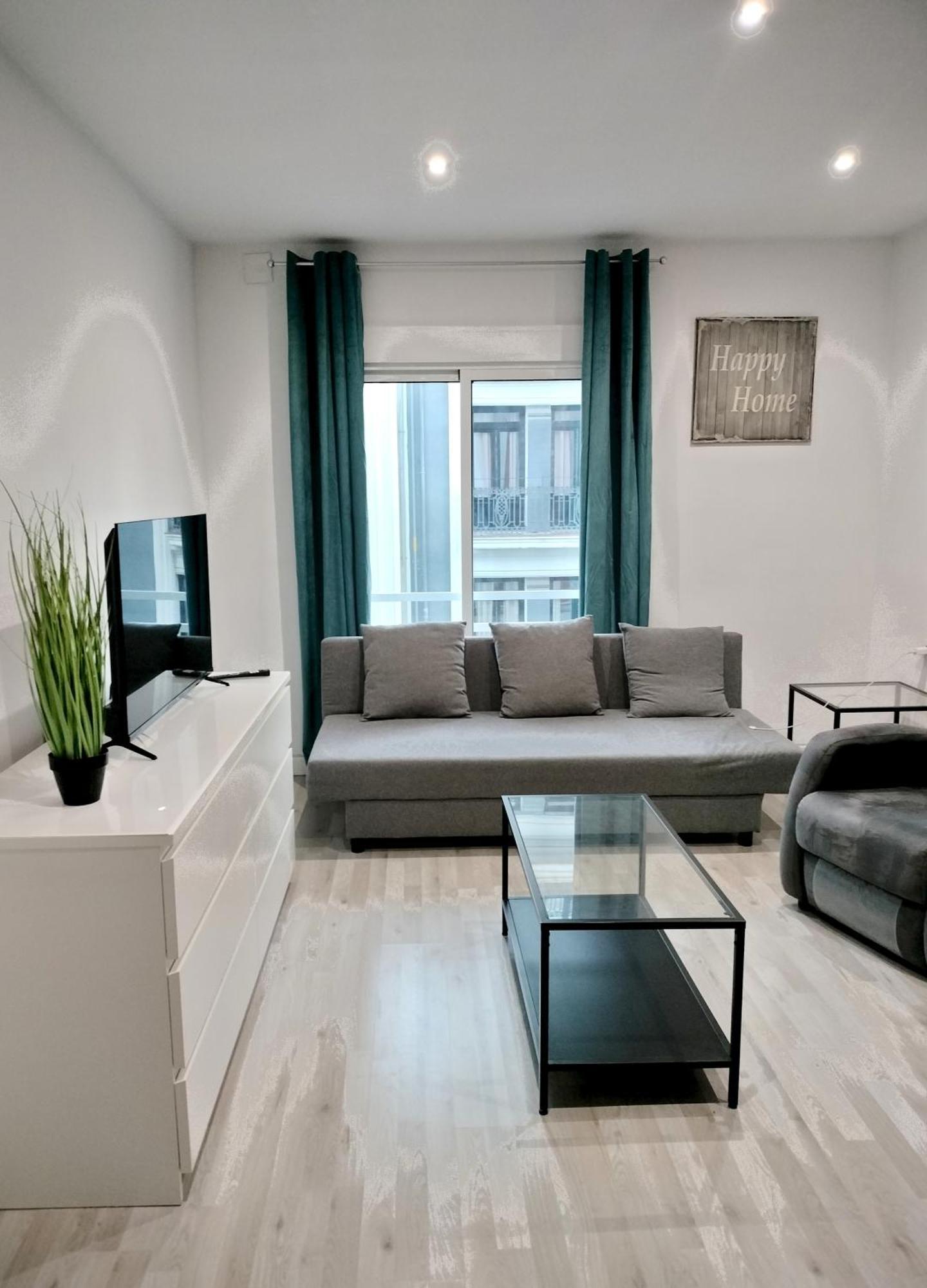 Apartamento Familias Y Grupos Muy Grande En El Centro De *