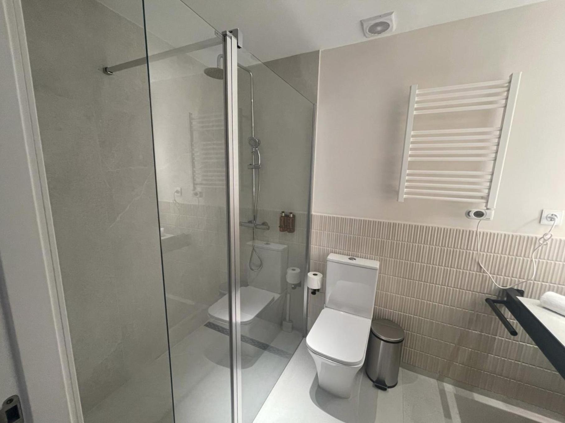 Apartamento Osito Hub - Poeta Duran Valencia