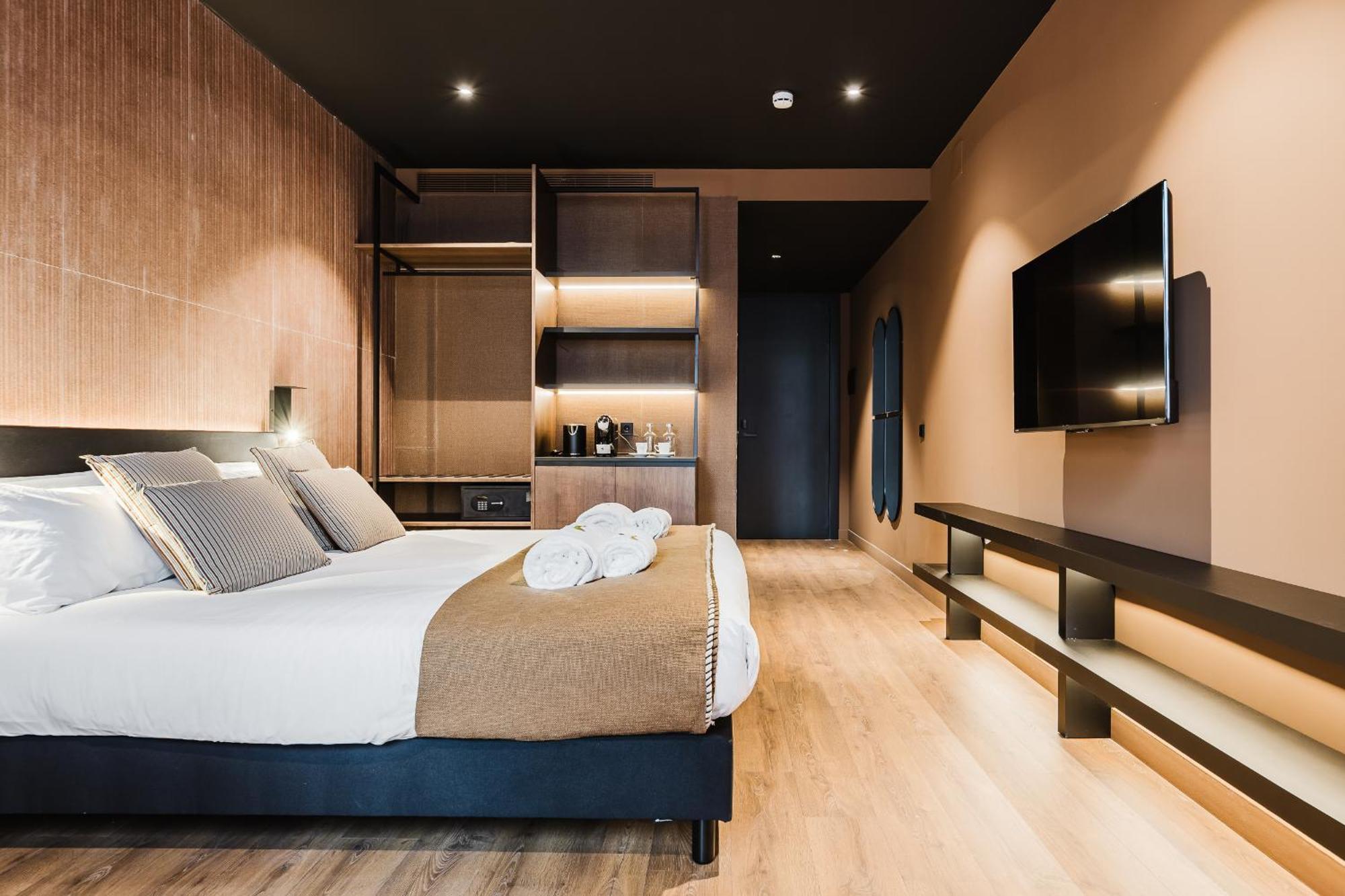 Arena Select Hotel