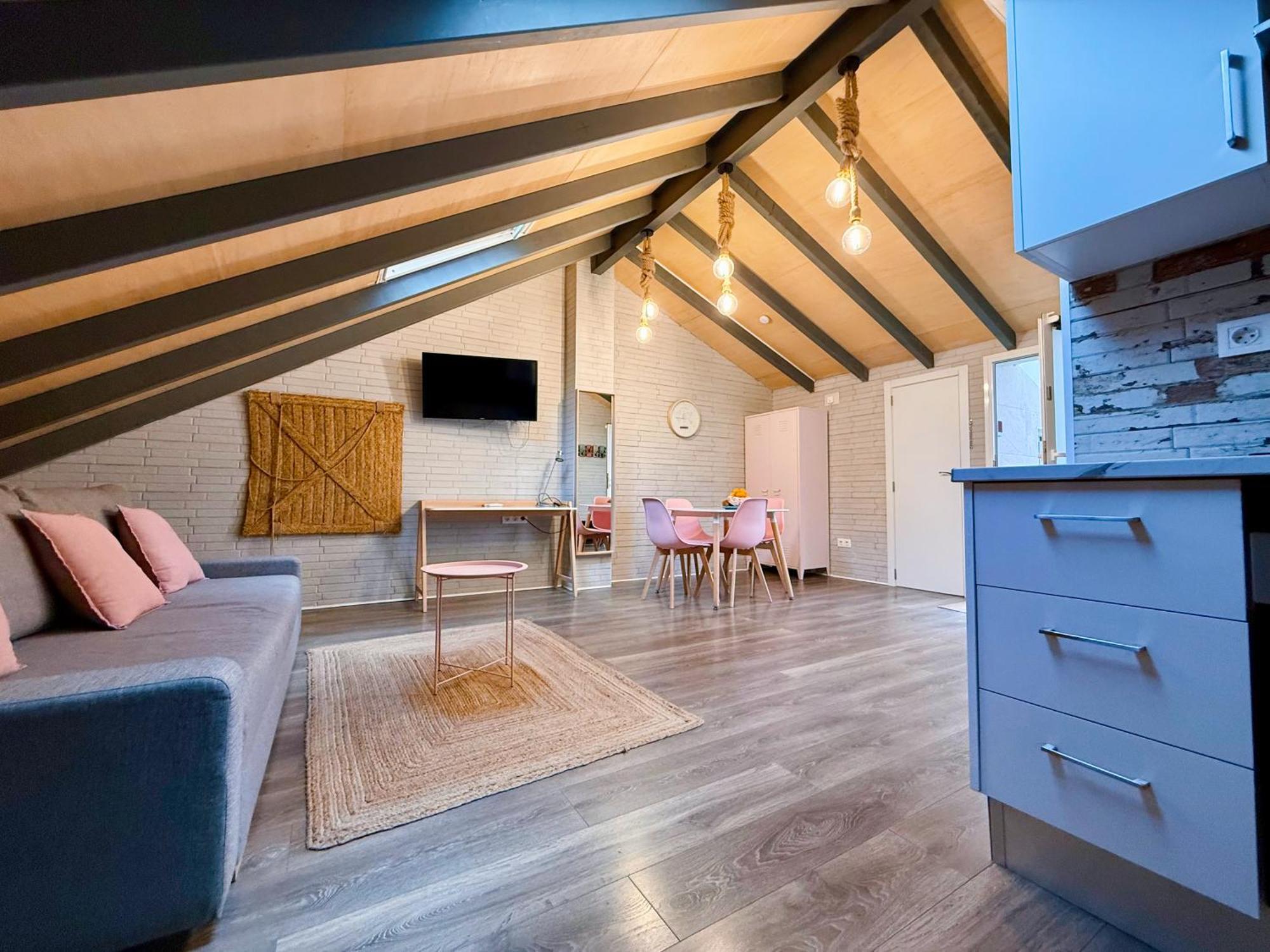 Loft Independiente Con Piscina Compartida En Centro De Apartamento Valencia