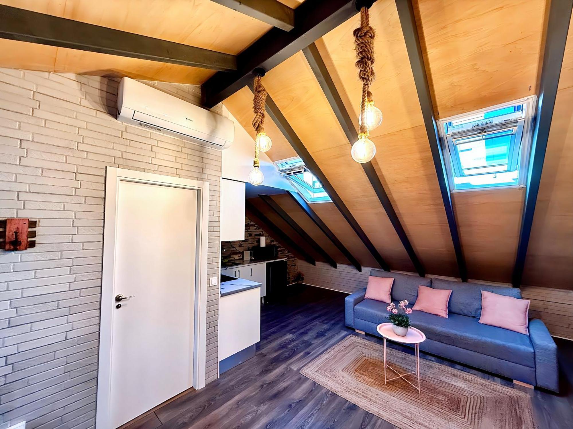 Apartamento Loft Independiente Con Piscina Compartida En Centro De *