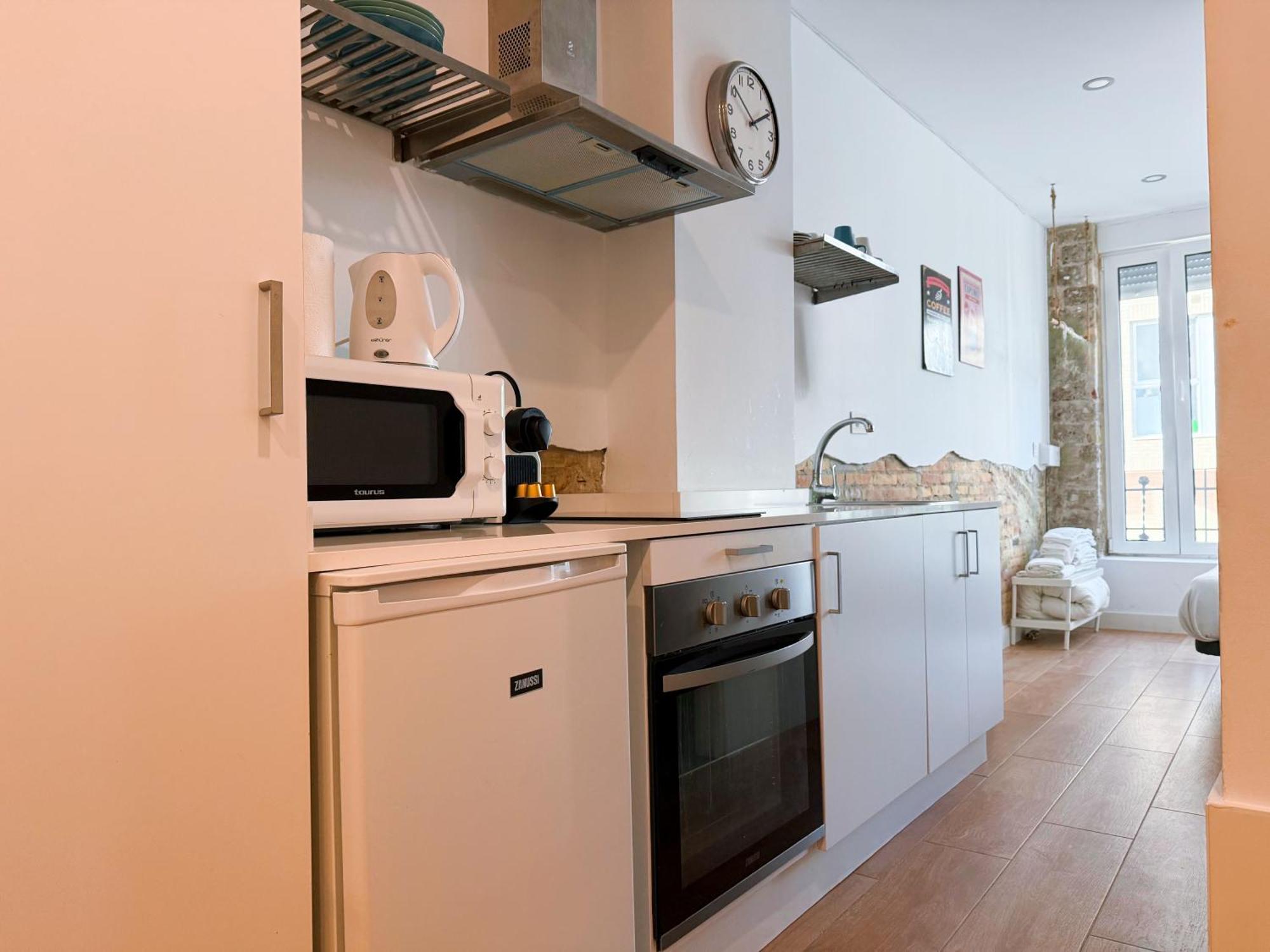 Apartamento Loft Independiente Con Piscina Compartida En Centro De Valencia