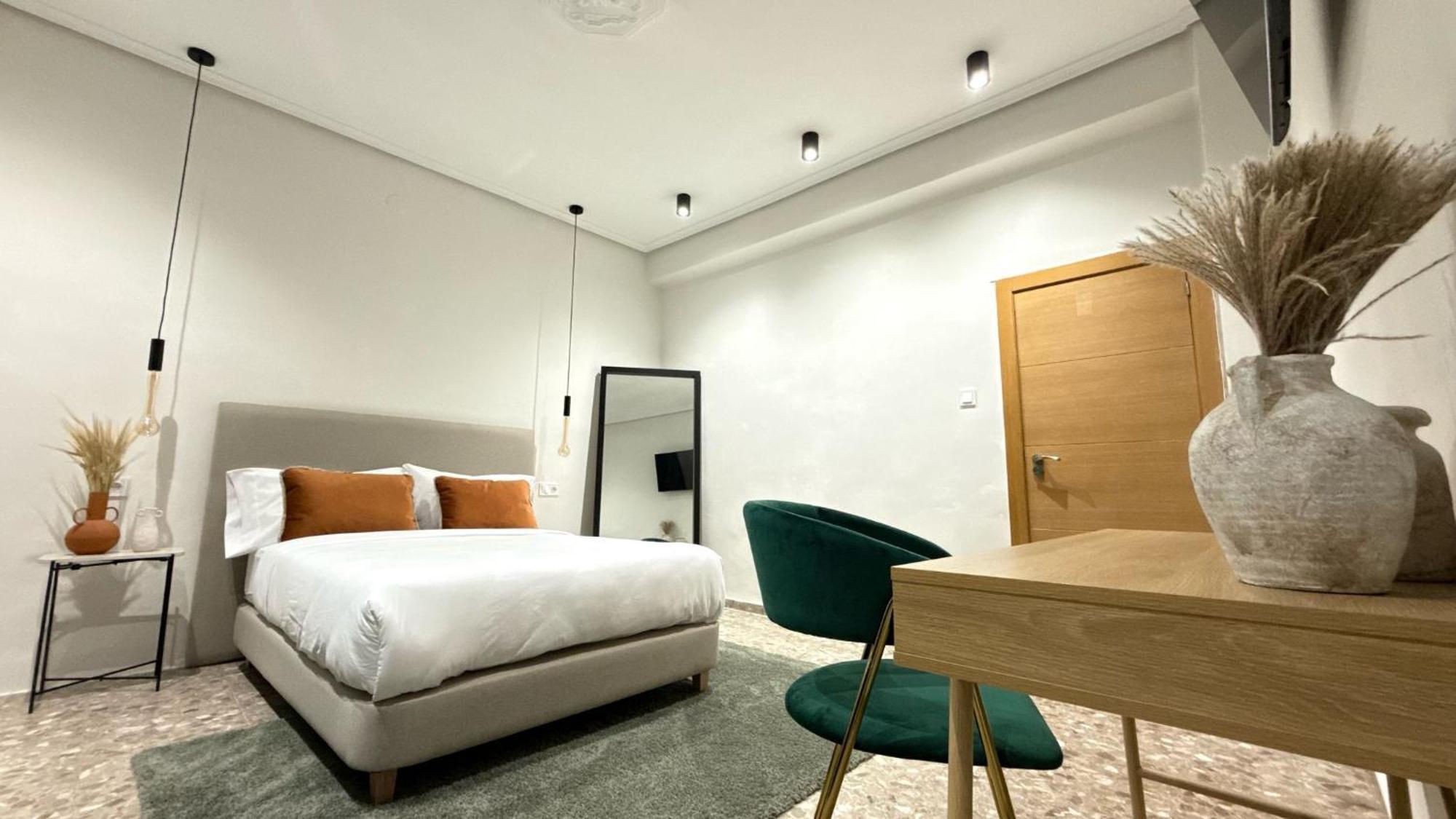 Habitación en casa particular Valencia, Netflix, 4 Mins Walk To The *