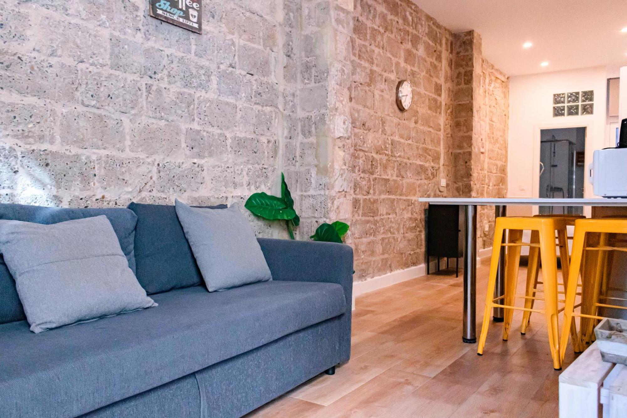 Loft Independiente Con Piscina Compartida En Centro De
