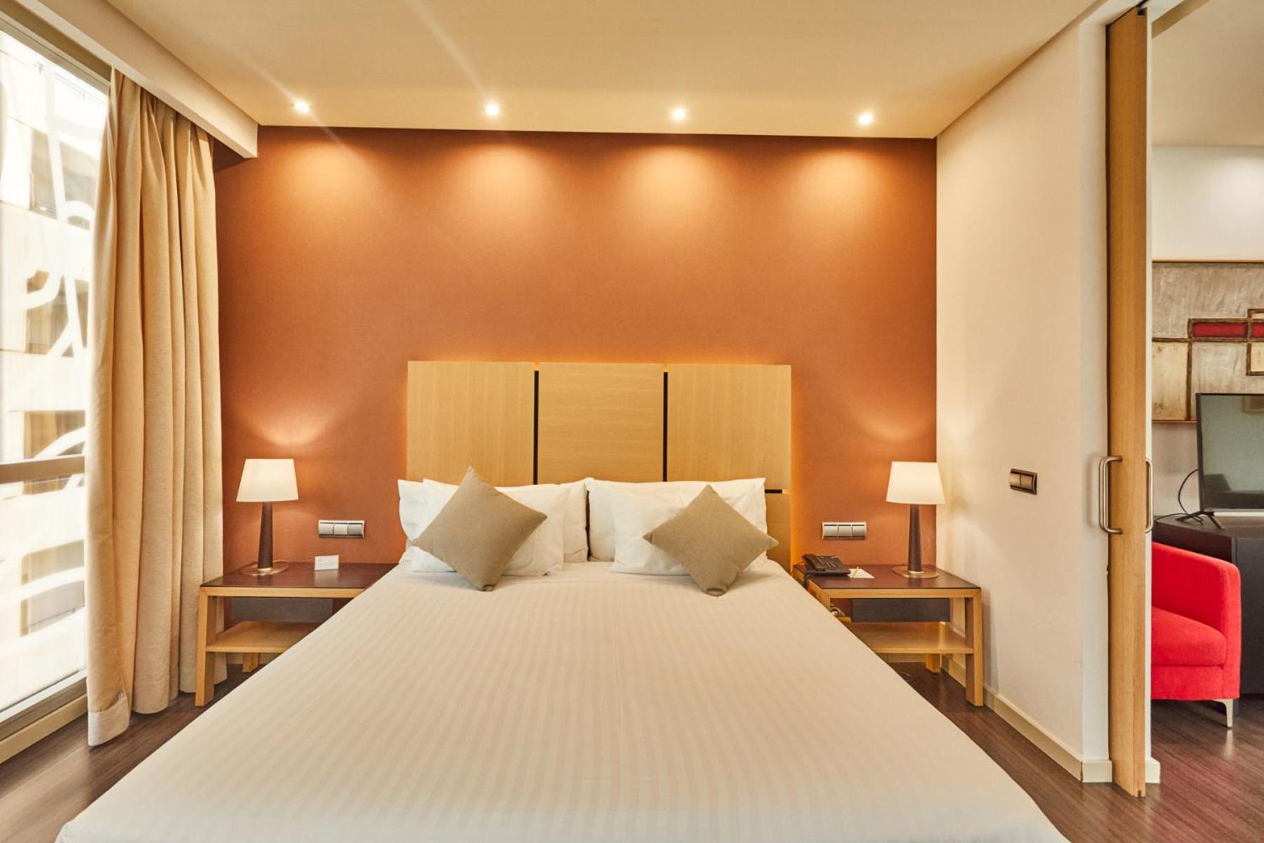 Silken Puerta Hotel 4*