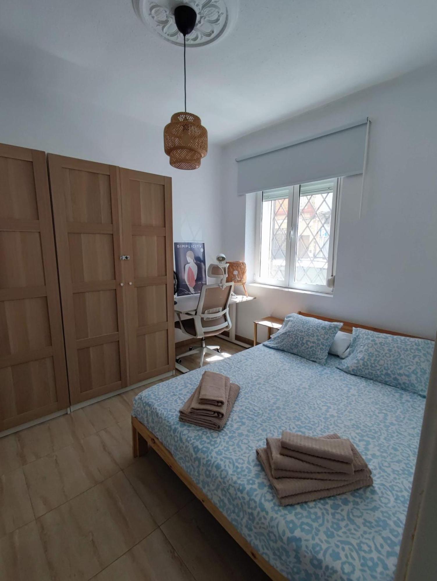 Al Lado De La Playa Malvarrosa Apartamento *