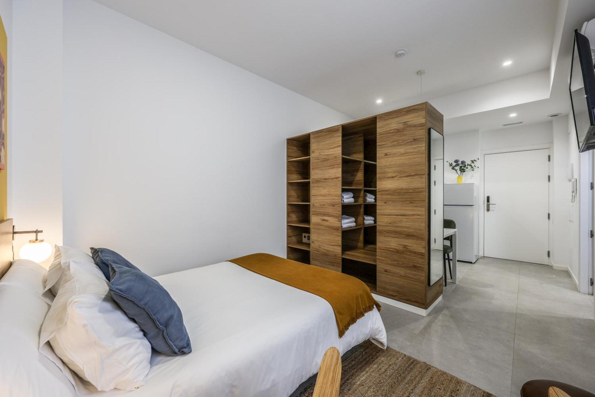Apartamento Nuevo Estudio A Metros De La Playa, Con Terraza Y Zonas Comun 3c