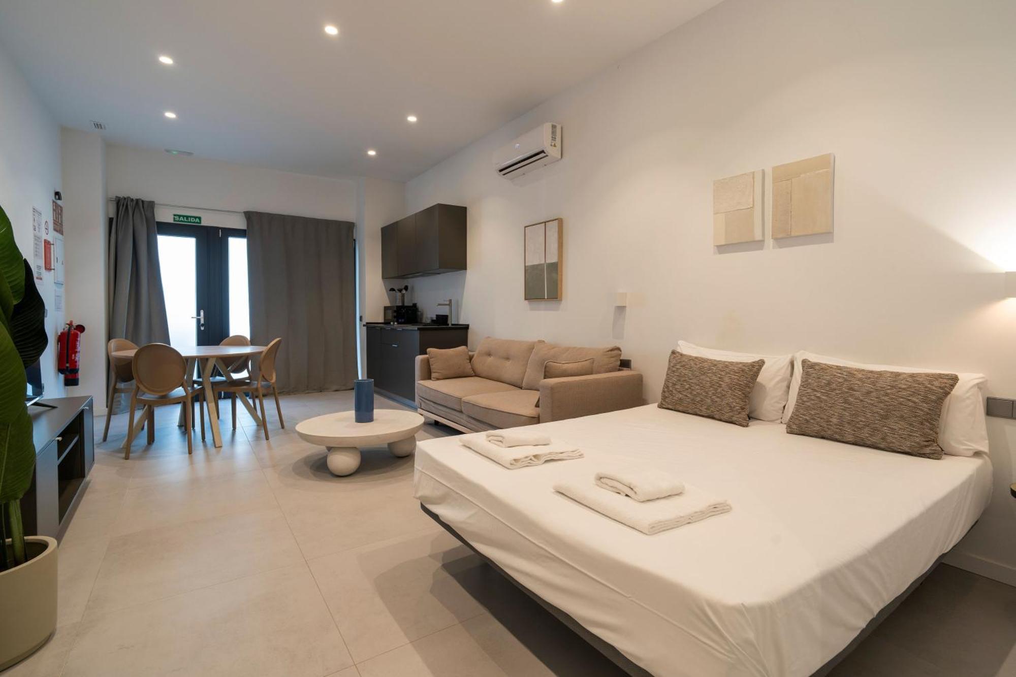 Vlc Host - Bellvis Apartment