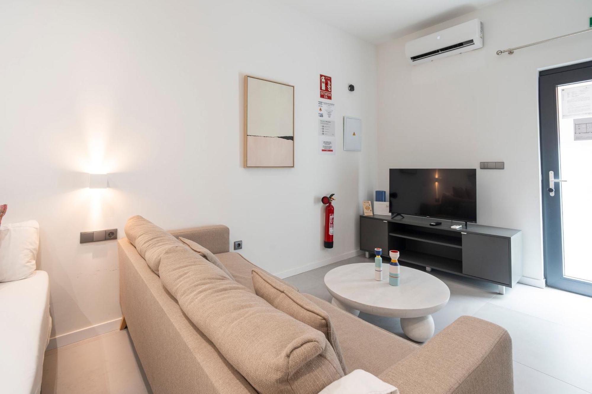 Vlc Host - Bellvis Apartment