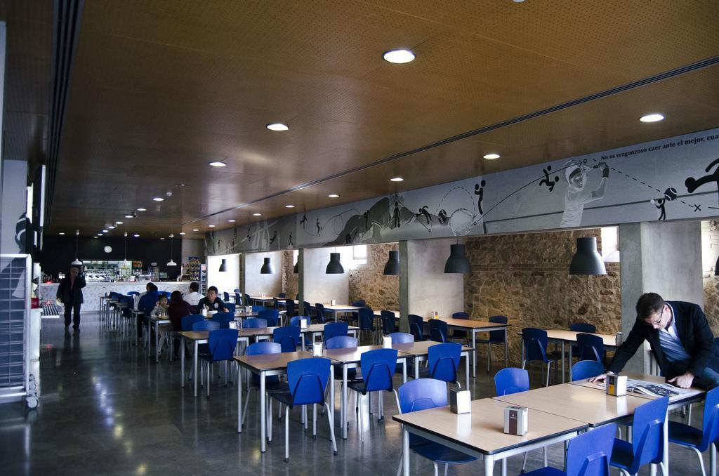 Residencia La Petxina Hotel 2*