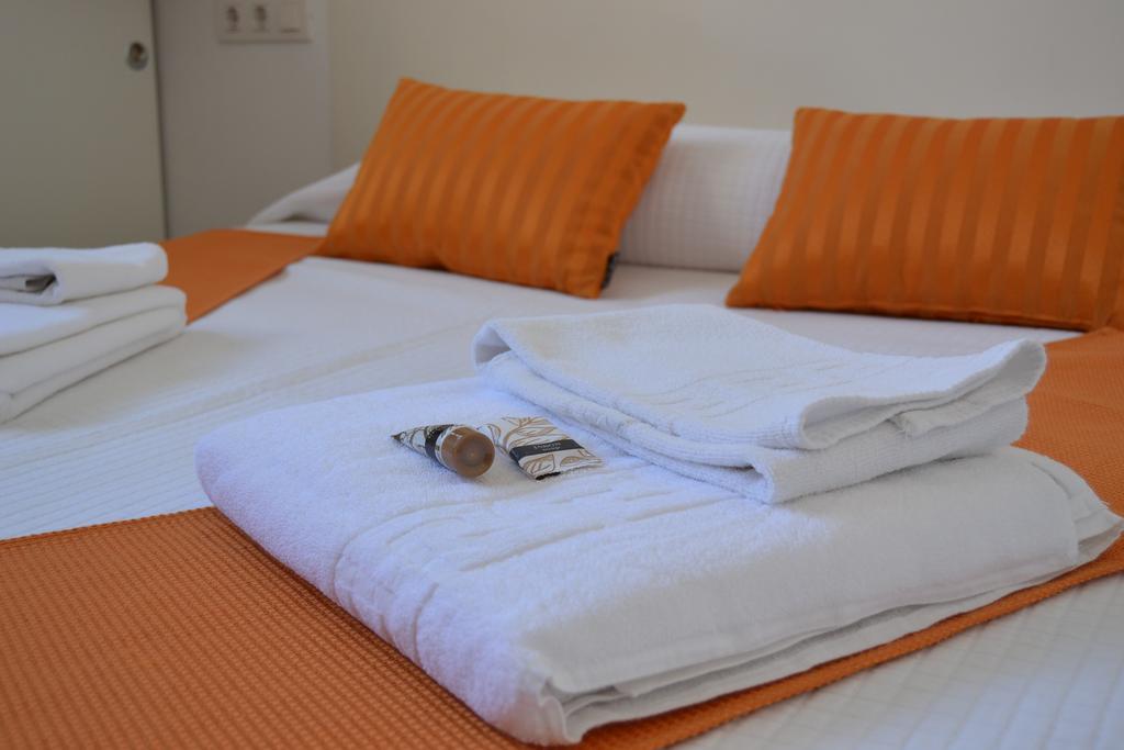 Hotel Living Valencia-vitoria 3*