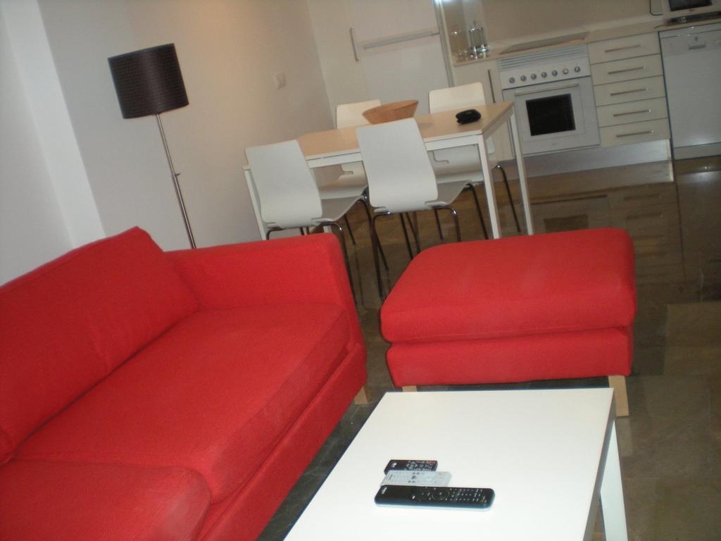 Hotel Living Valencia-vitoria 3*