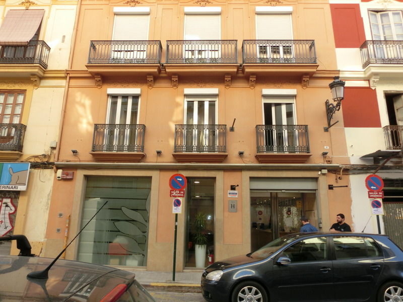& Co. J. Botanico Boutique