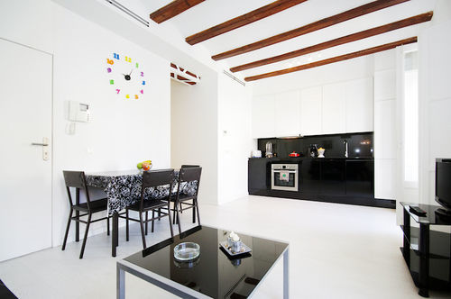 Mosen Sorell Apartments