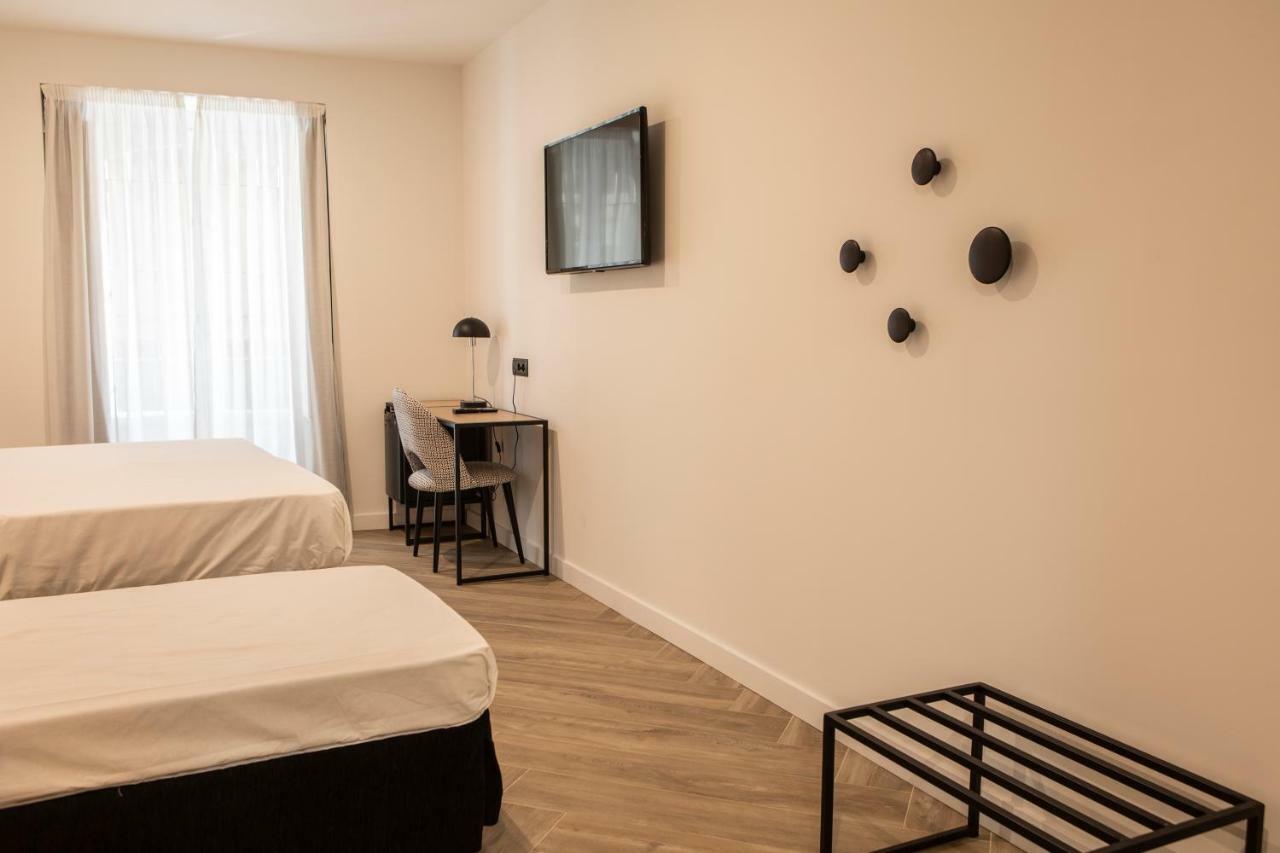 Blanq Comedias Guest house 2*