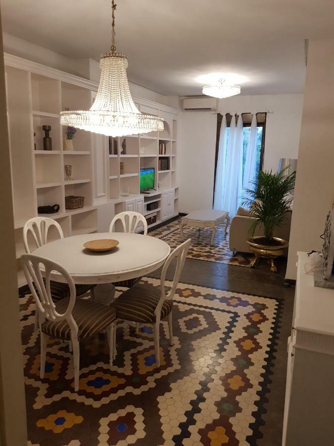 Apartamento Centro Frente A Torres De Serrano Valencia