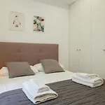 Modern, Stylish & Comfortable Apartment