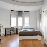 Versus Rooms Valencia